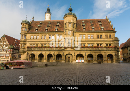 Marktplatz et hôtel de ville (Rathaus) de Rothenburg ob der Tauber, Bavière, Allemagne Banque D'Images