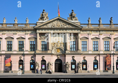 Berlin, Allemagne. Zeughaus (Baroque - 1695-1706 ; Unter den Linden) ancien arsenal Banque D'Images