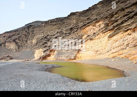 Lanzarote, lac volcanique vert El Golfo, Lanzarote, Canary Islands, Spain, Europe Banque D'Images