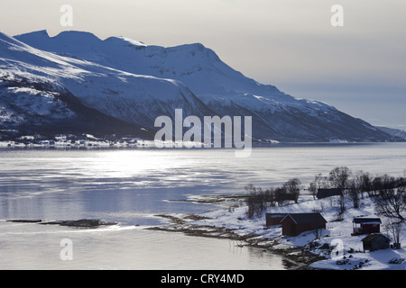 Voir l'ensemble du son à Tromso Tromso et l'île de Kvaloya Alpes de Lyngen au nord du Cercle Arctique Norvège Banque D'Images
