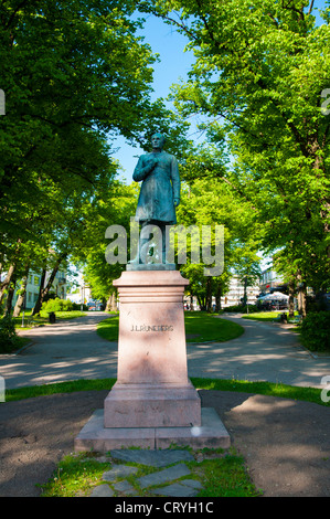 Statue du poète national JL Runeberg dans sa ville natale d'Uusimaa Porvoo Finlande province du nord de l'Europe Banque D'Images