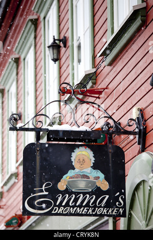 Emma a Drommekjokken, célèbre restaurant norvégien dans la ville de Tromso dans le cercle arctique dans le Nord de la Norvège Banque D'Images