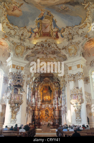 Vue de l'intérieur de l'église rococo dans le pré Banque D'Images