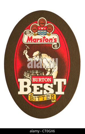 Tapis / tapis égouttoir de bière - Marston's Brewery, Burton upon Trent, en Angleterre avec une publicité pour Burton mieux amer. Banque D'Images