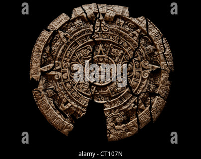 12.2005 et se désagrège calendrier maya avec tablette de pierre manquants sur fond noir. Décoration Banque D'Images