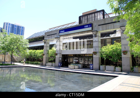 Une vue de la North York Centre, et Mel Lastman Square de Toronto Banque D'Images