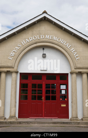 Entrée de Memorial Hall de Ewyas Harold Herefordshire Angleterre UK Banque D'Images