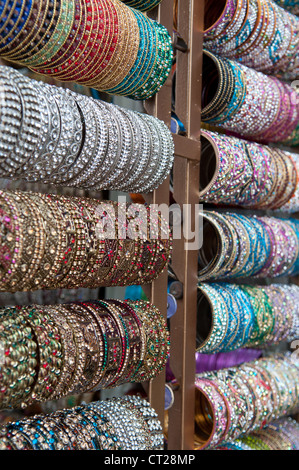 Bangles indiens à vendre Banque D'Images