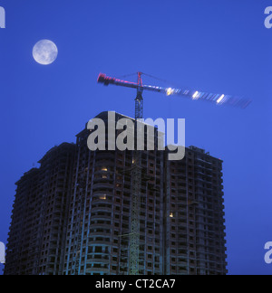 Chantier dans la nuit. Banque D'Images