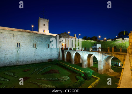 Scène de nuit du château de Montjuic, Barcelone, Espagne Banque D'Images