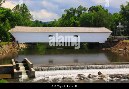 Pont couvert de Doe River, Tucson, Arizona, USA Banque D'Images