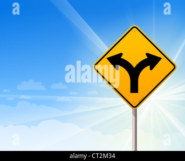 Fourchette dans la route on blue sky Banque D'Images