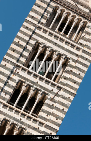 Close-up de clocher (campanile), la Cathédrale de Sienne (Duomo di Siena), Toscane, Italie Banque D'Images