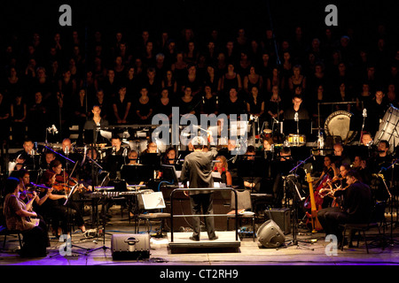 L'Orchestre symphonique de Budafoki Dohnanyi effectuer sur concert à Margitsziget Budapest Juin 8, 2012 à Budapest, Hongrie. Conductor : Banque D'Images