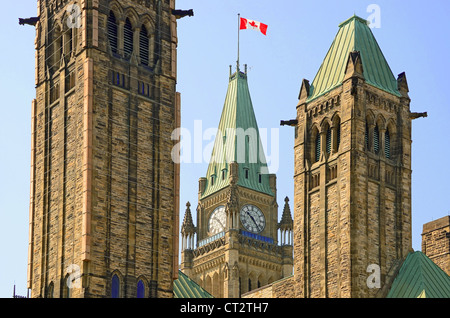 La tour de la paix à des édifices du Parlement à Ottawa, Ontario, Canada. Banque D'Images