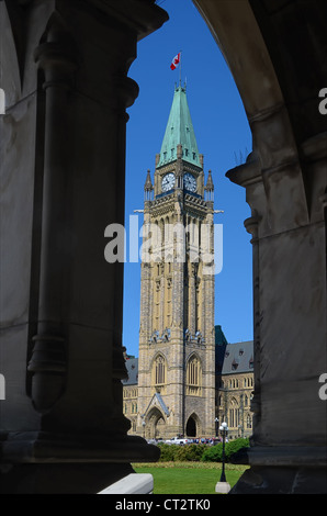 La tour de la paix à des édifices du Parlement à Ottawa, Ontario, Canada. Banque D'Images