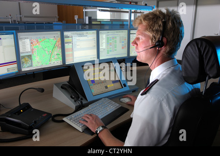 Centre de contrôle du service d'incendie. Centre d'appels d'urgence. Banque D'Images