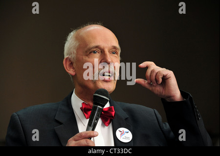 Janusz, korwin, mikke, Pologne, Janusz, korwin, mikke, nowa prawica, Pologne, candidat, le président, l'élection présidentielle de 2015 Banque D'Images