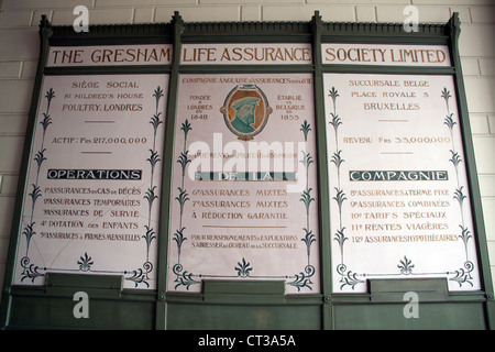 Plaque de marbre dans le hall du Gresham life assurance society building Belgique Bruxelles Banque D'Images