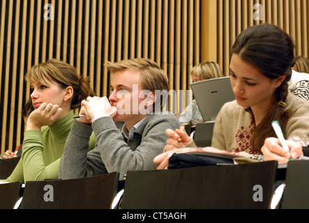 Conférence à l'université Albert-Ludwig, Max Audi-Université de Fribourg Banque D'Images