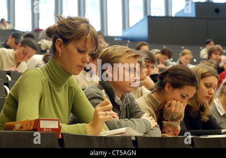 Conférence à l'université Albert-Ludwig, Max Audi-Université de Fribourg Banque D'Images