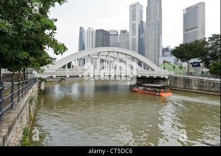 Pont Elgin, à Singapour, en Asie du sud-est. Banque D'Images