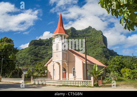 Église évangélique de Vaitape, plus grande ville de Bora Bora en Polynésie Francaise Banque D'Images