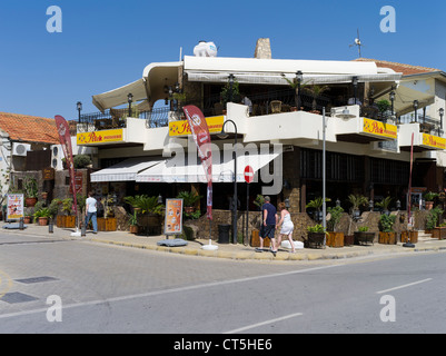 Vieille ville dh FAMAGOUSTE CHYPRE NORD chypriote taverna corner cafe bar restaurant les touristes Banque D'Images