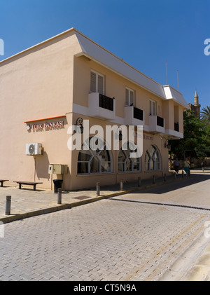 Dh FAMAGOUSTE CHYPRE DU NORD République turque de Chypre du Nord Chypre RTCN Bankasi Turk Banque D'Images