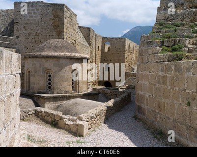 Dh Girne KYRENIA, Chypre du Nord château château vénitien, murs et bâtiments Banque D'Images