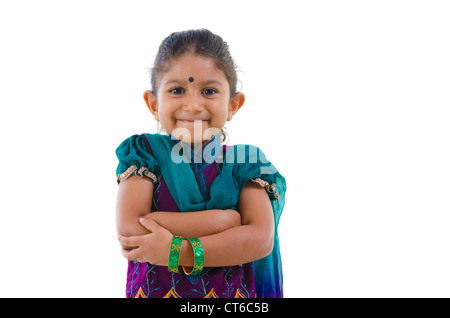 Jolie petite fille indienne, isolé sur fond blanc Banque D'Images