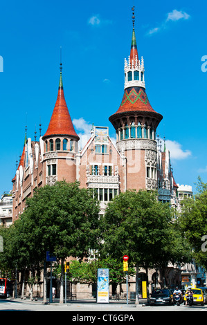 Casa de les Punxes par l'architecte Puig i Cadafalch, Barcelone, Catalogne, Espagne Banque D'Images