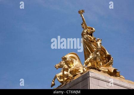 Monument du Maine à la porte de la marine marchande, Central Park, Manhattan, New York City, NYC Banque D'Images