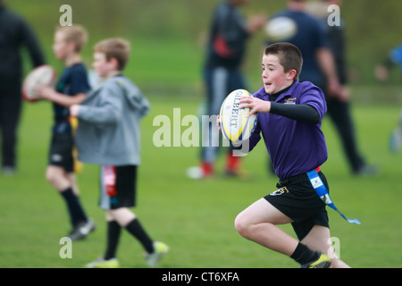 Tag Rugby festival organisé par le Gloucestershire Constabulary Banque D'Images