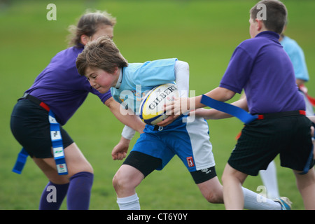 Tag Rugby festival organisé par le Gloucestershire Constabulary Banque D'Images