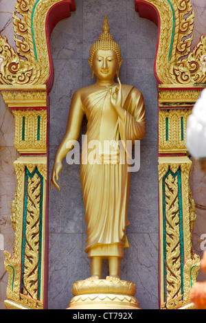 Une statue de Bouddha de Wat Chalong, Phuket, Thailande Banque D'Images