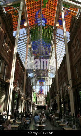 Photo : Steve Race - le quartier Victoria dans la ville de Leeds. 12/07/2005 Banque D'Images