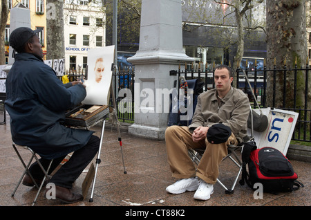 Londres - les artistes de rue le portrait d'un jeune homme Banque D'Images