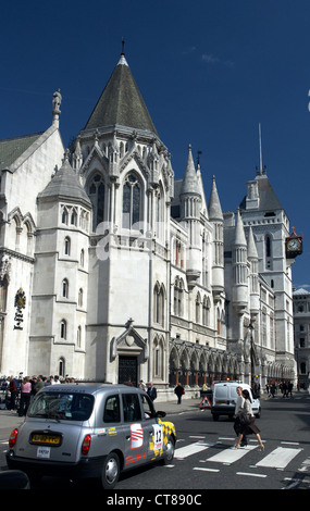 Londres - Aussenanicht la Royal Courts of Justice Banque D'Images