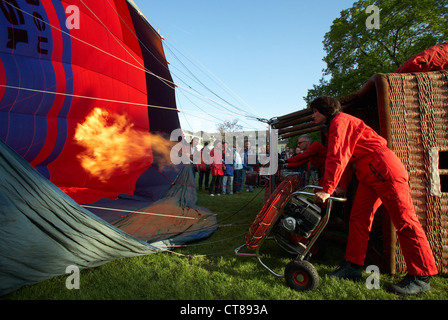 Karlsruhe - chargement sur un ballon à air chaud Banque D'Images