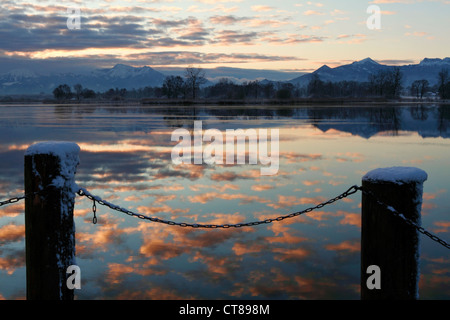 Tôt le matin, paysage Chiemsee Chiemgau Haute-bavière Allemagne Banque D'Images