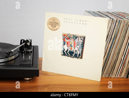 Graceland est le septième album studio du musicien folk Paul Simon, publié en août 1986. Banque D'Images