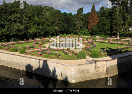 Le jardin de Catherine de Médicis au Château de Chenonceau, Loire Valley. Banque D'Images