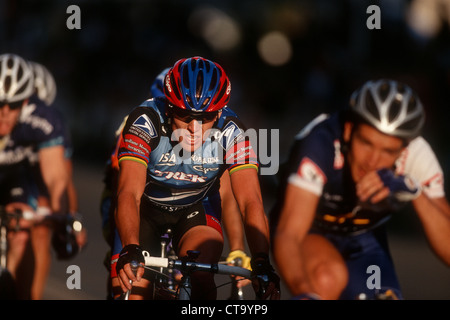 Lance Armstrong en compétition pour l'US Postal Service à l'équipe 1998 First Union US PRO Cycling Championships. Banque D'Images