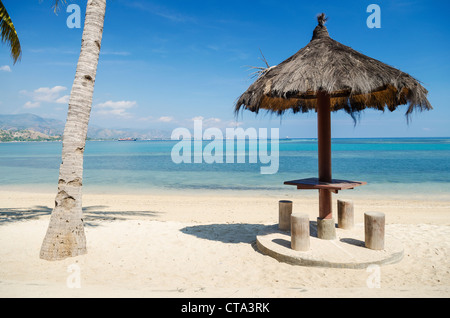 Areia branca beach près de Dili au Timor oriental, le Timor Leste Banque D'Images