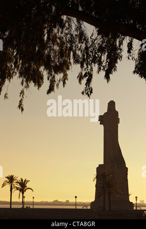 Monument de Christophe Colomb sculpté par Gertrude C. Whitney à Punta del Sebo près de Huelva, Province de Huelva, Andalousie, Espagne du sud. Banque D'Images