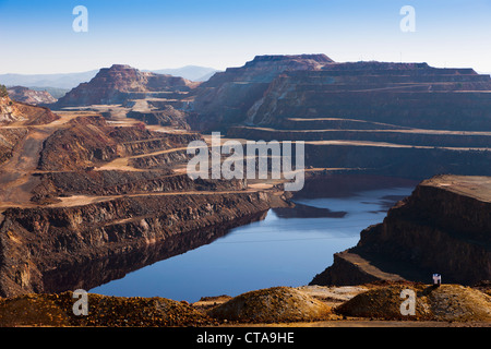 Les déchets d'extraction autour de Minas de Rio Tinto, Province de Huelva, Andalousie, Espagne du sud. Banque D'Images