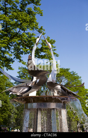 Swan fontaine à eau à Stratford upon Avon, Warwickshire, Angleterre Banque D'Images