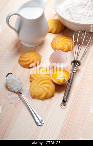 Faire cuire les cookies simple avec des ingrédients frais à la maison Banque D'Images