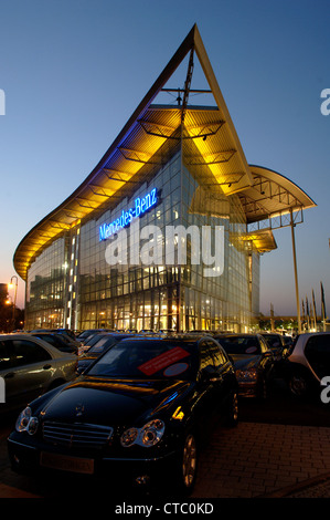 Concessionnaire Mercedes-Benz sur Salzufer, Berlin Banque D'Images